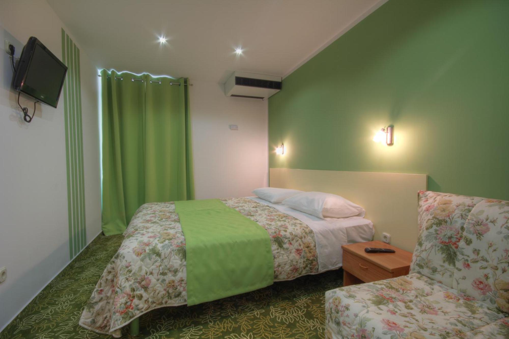 Hotel Sali Ngoại thất bức ảnh